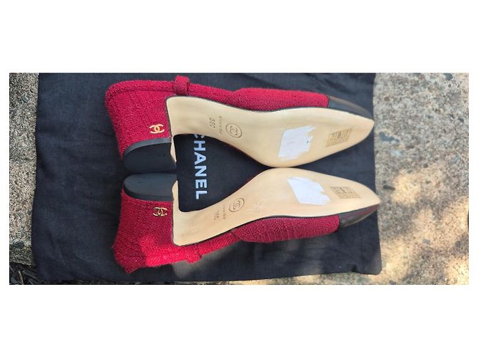 Zeitlose rote Tweed Slingback-Absätze von Chanel Schwarz Bordeaux - Ansicht 2