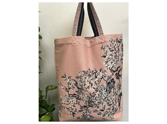 Borsa Christian Dior tote rosa Tokyo 2022 - vista 9