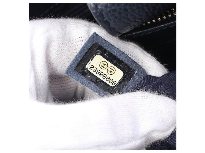 Executive Bolso tote ejecutivo de cuero Chanel azul marino - vista 3