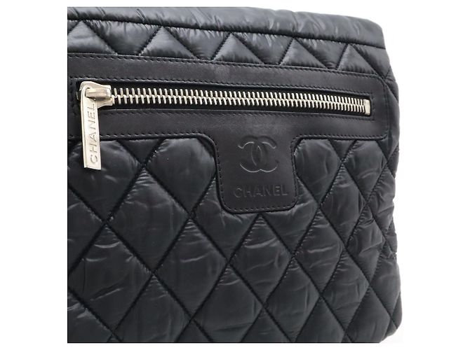 Borsa a spalla in nylon matelassé Coco Cocoon di Chanel Nero - vista 8