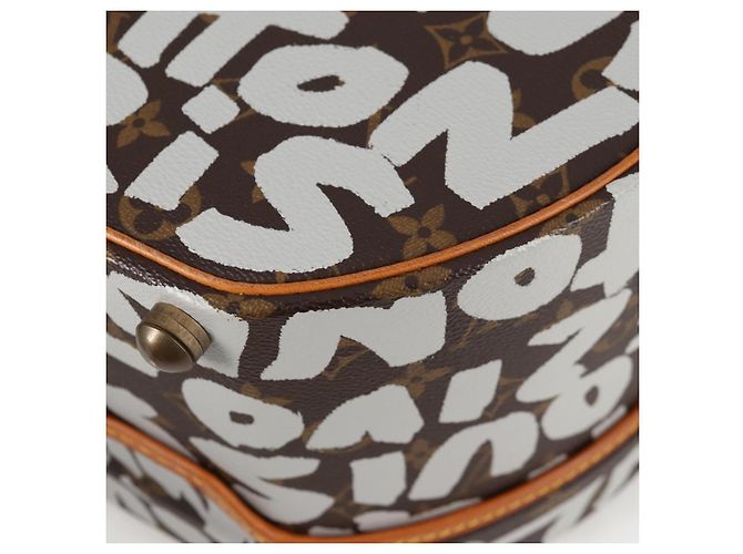 LOUIS VUITTON Monogram Graffiti Boite Shapo Bianco M92186 LV Auth 121505SV Monogramma - vista 18