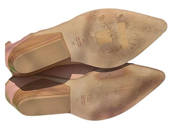 Botas vaqueras Fendi de cuero rosa - vista 5