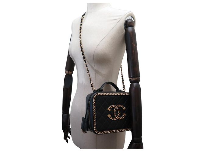 SAC A MAIN CHANEL VANITY LOGO CC CHAINE CUIR NOIR BANDOULIERE BLACK HANBAG - vue 8