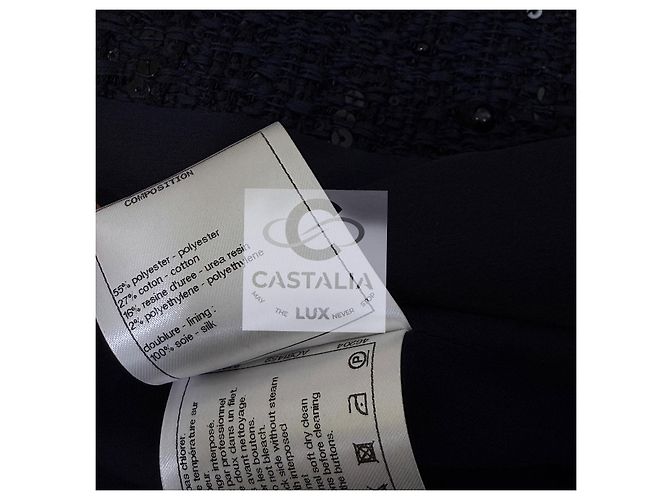 Chanel Abrigo de tweed embellecido con logo de joya 14K$ 38 FR Azul marino - vista 17