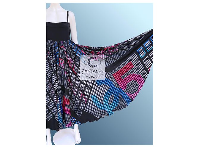 Chanel Vestido Maxi de Seda con Logo CC 40 FR 13K$ Multicolor - vista 10