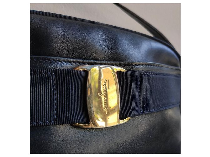 Borsa a mano Salvatore Ferragamo Vara in pelle blu navy - vista 3