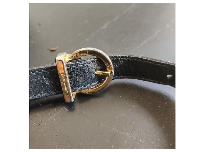 Borsa a mano Salvatore Ferragamo Vara in pelle blu navy - vista 6
