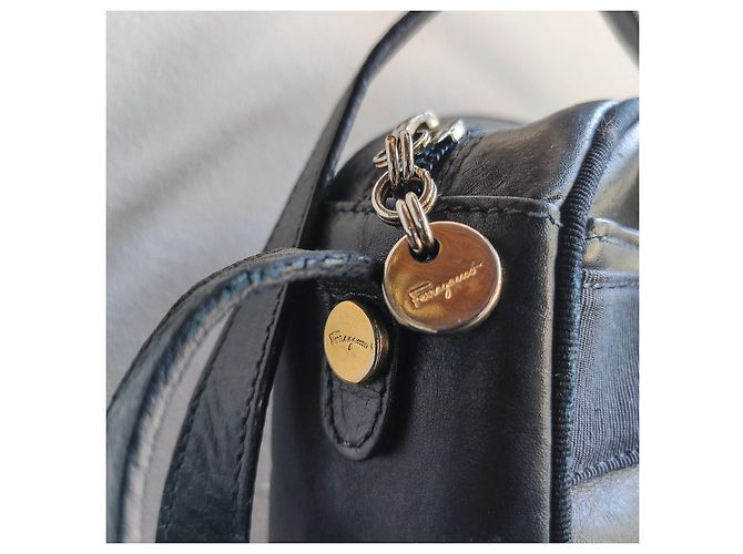 Borsa a mano Salvatore Ferragamo Vara in pelle blu navy - vista 9