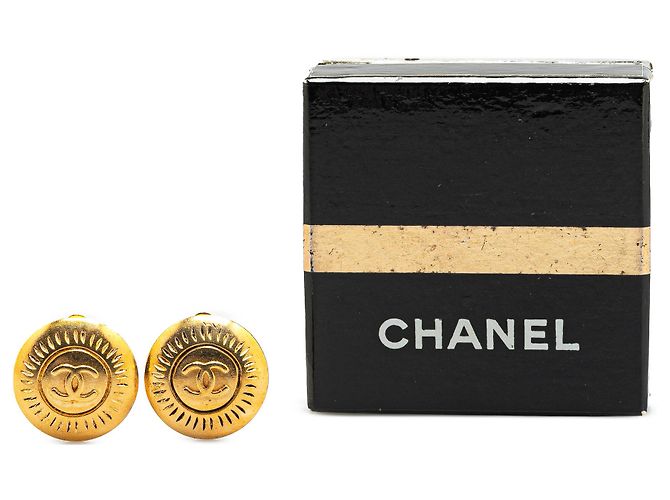 Orecchini rotondi a clip in oro placcato CC di Chanel D'oro - vista 4