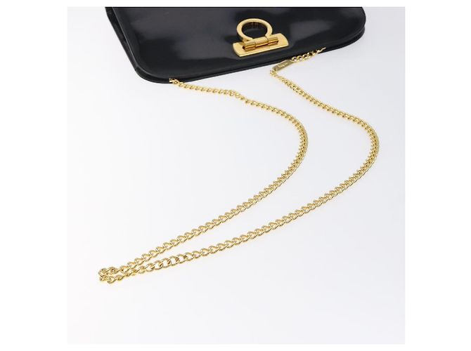Borsa a spalla Gancini Chain di Salvatore Ferragamo in vernice nera e oro Auth 128138 Nero D'oro - vista 7