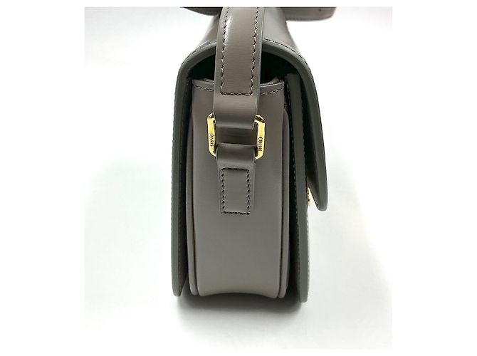 Bolsa Céline Triomphe Teen de couro cinza - vista 3