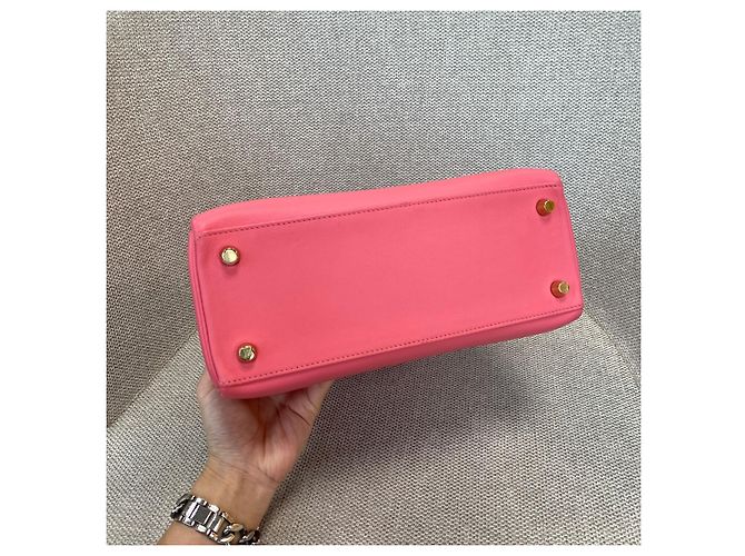 Bolsa Hermès Kelly 25 em couro Swift Rosa - vista 4