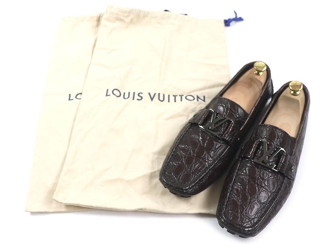 Mocassini in coccodrillo Louis Vuitton marrone scuro - vista 2