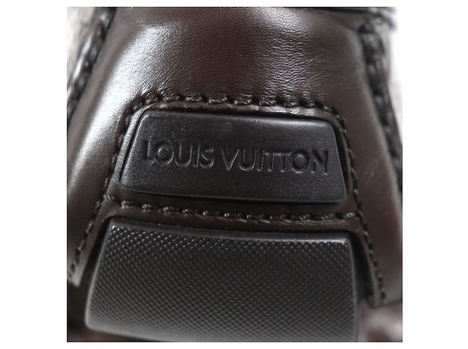 Mocassini in coccodrillo Louis Vuitton marrone scuro - vista 9