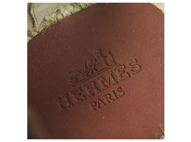 Hermès HERMES Slipper aus Kalbsleder Braun - Ansicht 9