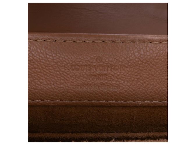 Borsa Very Chain in pelle monogramma marrone Louis Vuitton Ecume Beige - vista 7