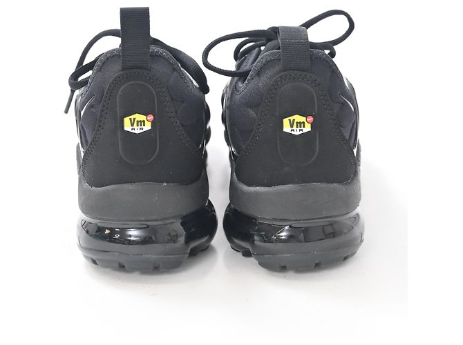 Sneakers Nike Air Vapormax Plus in cotone nero triplo - vista 12
