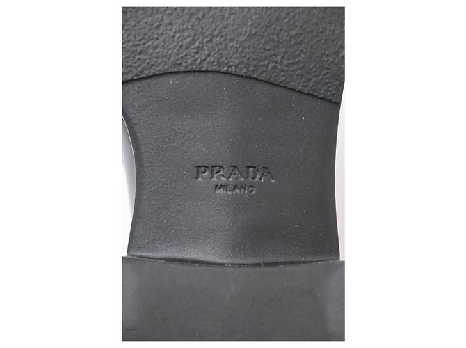Mocassini a piattaforma in pelle nera Prada spazzolata Nero - vista 16