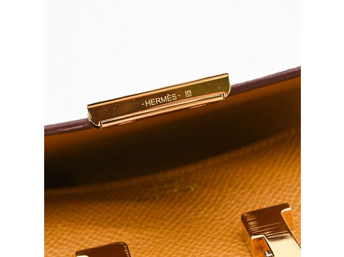 Billetera compacta de cuero Epsom Constance de Hermès Castaño - vista 7