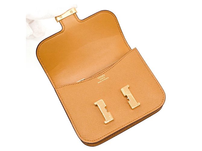 Billetera compacta de cuero Epsom Constance de Hermès Castaño - vista 8