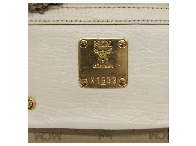 Borsa a spalla in tela MCM Vicetos Logogram beige oro Auth 129427 D'oro - vista 14