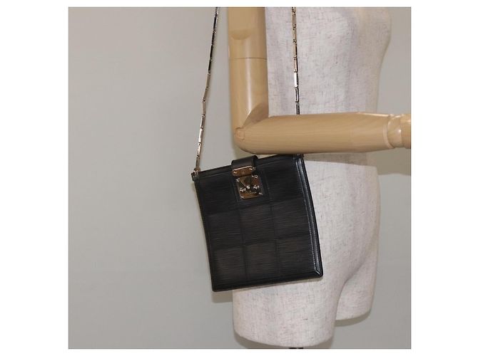 LOUIS VUITTON Epi Stretch Mojito Borsa a Spalla Pouch Nera M54612 LV Auth 127785 Nero - vista 20