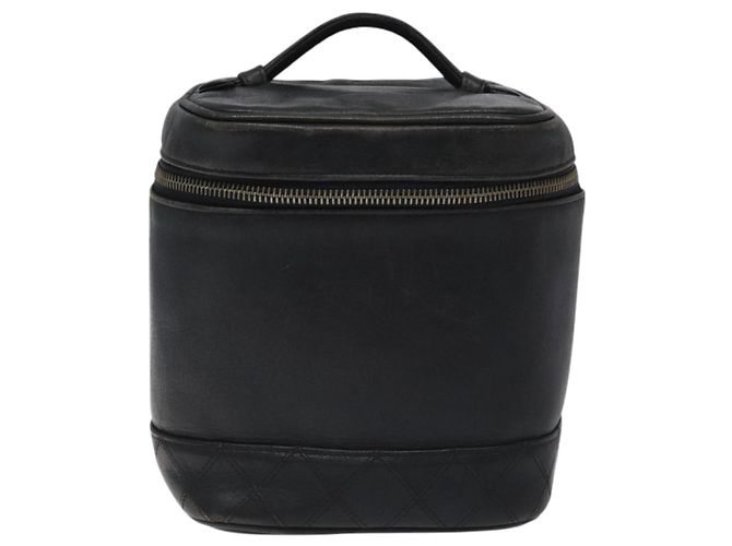 CHANEL Vanity Pouch in pelle di agnello nera con CC dorato Auth bs26985 Nero D'oro - vista 2
