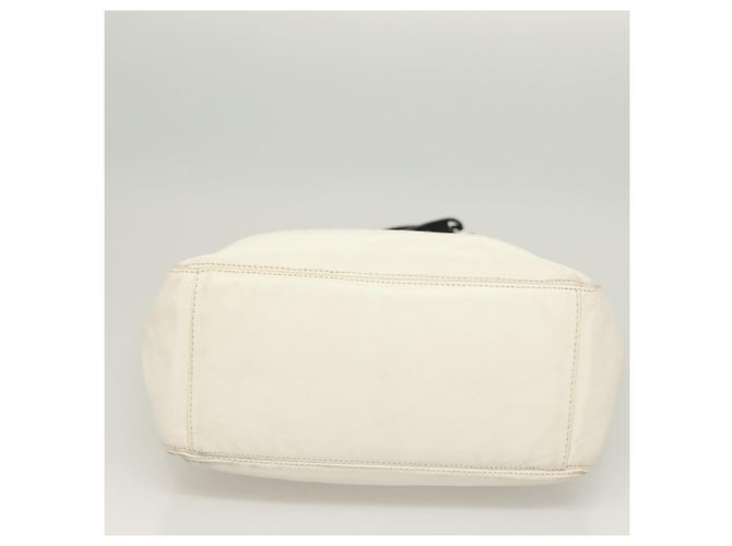 CHANEL Ketten-Tote Tasche aus Lammleder Weiß CC Auth 128237 - Ansicht 9