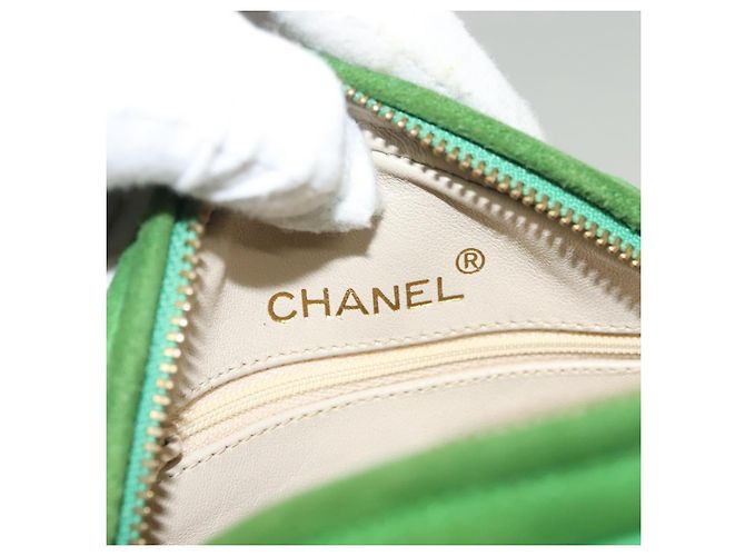 CHANEL Borsa a Mano Matelassé con Catena in Suede 2 vie Verde Oro CC Auth 127613 D'oro - vista 15