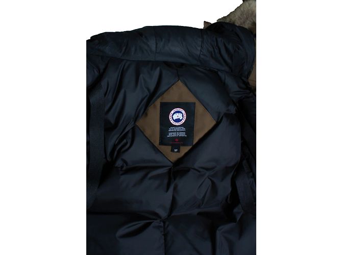 Canada Goose, parka de nailon verde con capucha de piel - vista 8