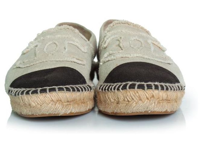 Chanel, espadrillas in tela beige - vista 3