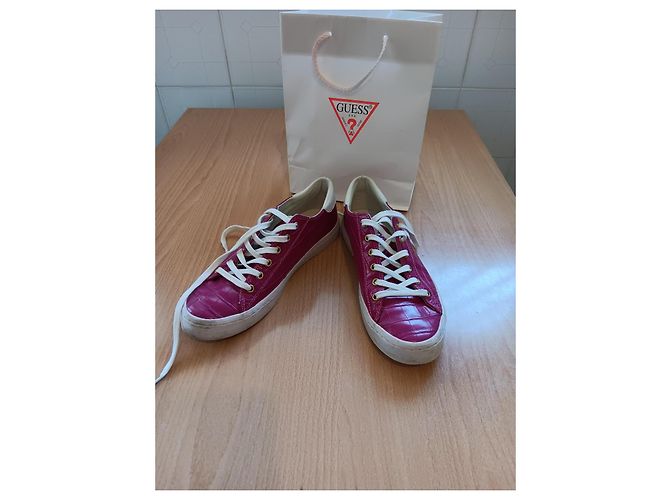 Sneakers Guess - vista 2