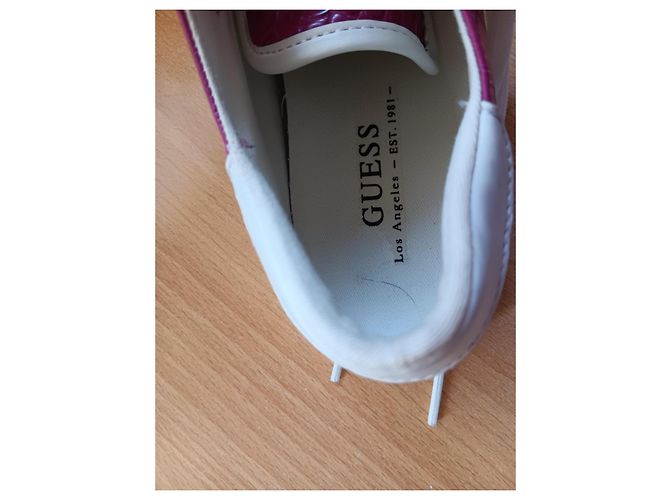 Sneakers Guess - vista 4