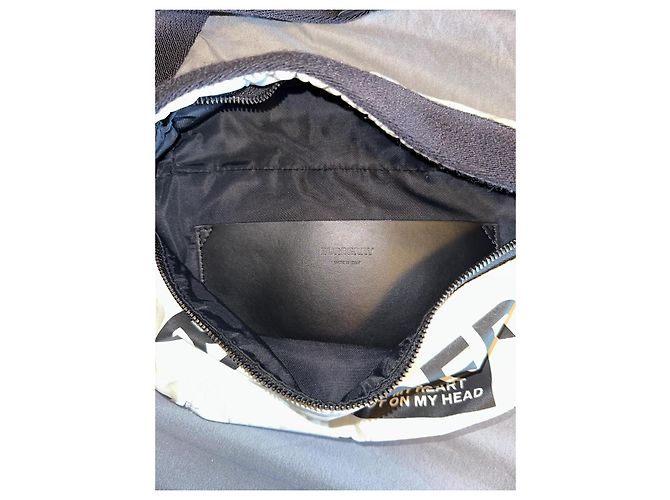 borsa a cintura Burberry nera e bianca in tessuto Nero Bianco - vista 4