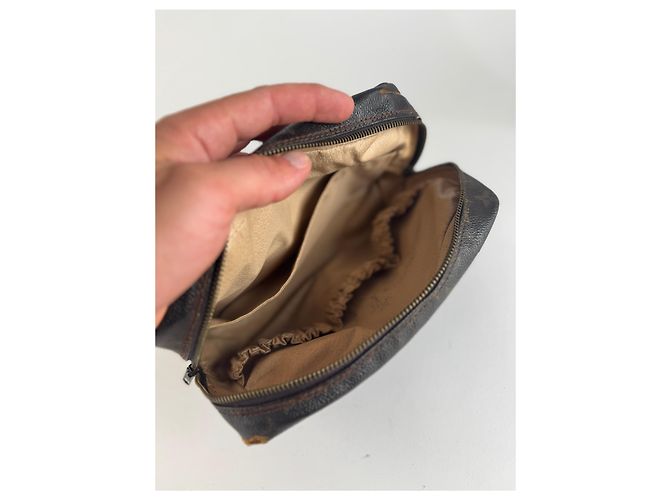 Clutch in pelle monogramma Louis Vuitton vintage marrone - vista 3