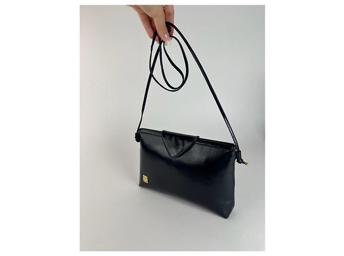 Vintage Givenchy schwarze Lackledertasche Marineblau - Ansicht 10