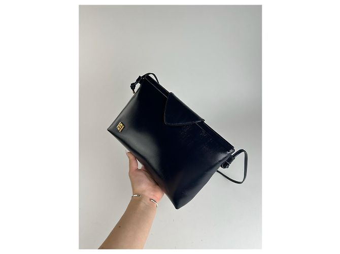 Vintage Givenchy schwarze Lackledertasche Marineblau - Ansicht 9