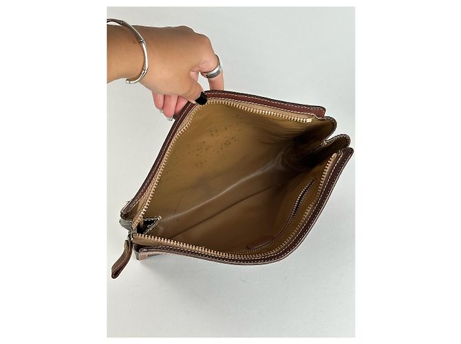 Triomphe Céline Clutch in pelle monogramma vintage Celine marrone - vista 11