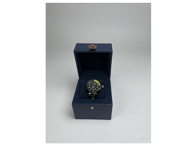 Louis Vuitton Tambour Uhr aus schwarzem Stahl - Ansicht 3