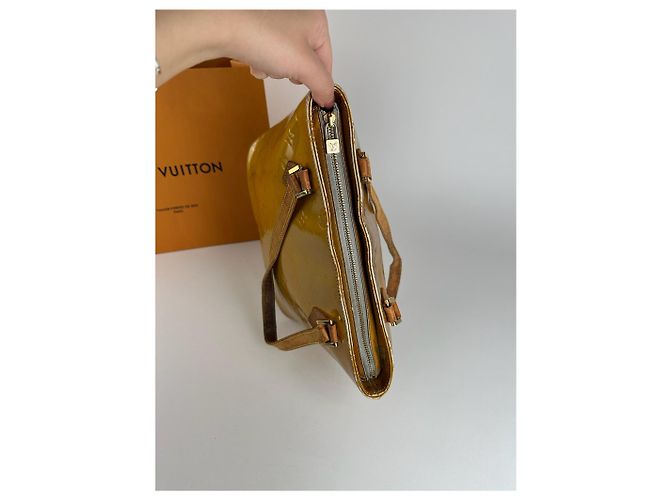 Bolsa de couro Vernis Louis Vuitton vintage amarela Amarelo - vista 9