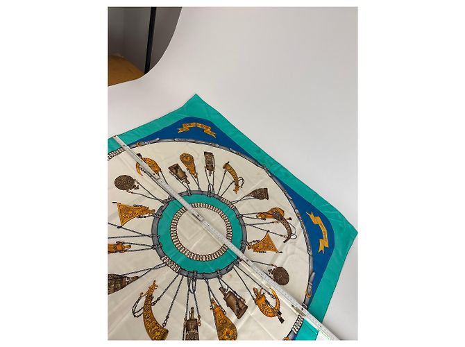 Céline Foulard in seta vintage Celine blu turchese e bianco Multicolore - vista 14