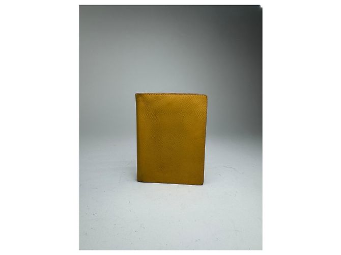 Ring Hermès Vintage Hermes Leather Cardholder Yellow - view 2