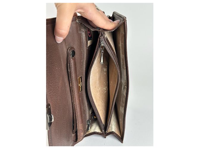 Clutch in pelle vintage Balenciaga marrone - vista 13