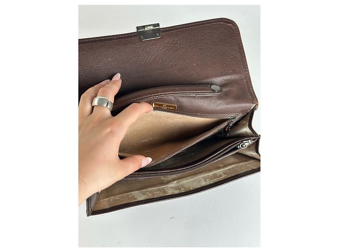 Clutch in pelle vintage Balenciaga marrone - vista 15