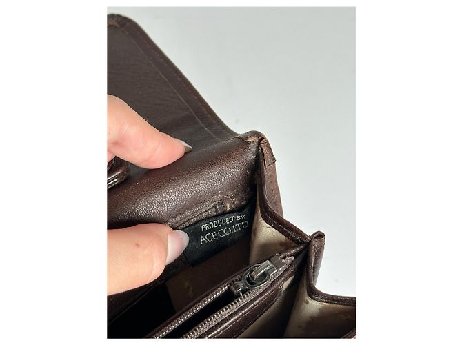 Clutch in pelle vintage Balenciaga marrone - vista 4