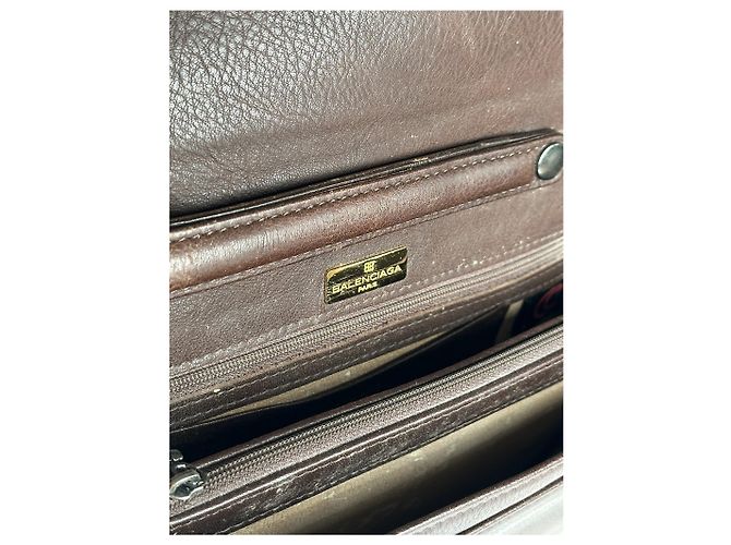 Clutch in pelle vintage Balenciaga marrone - vista 5