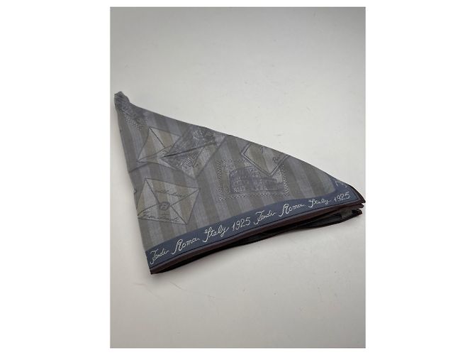Sciarpa a righe vintage Fendi grigia Grigio - vista 8
