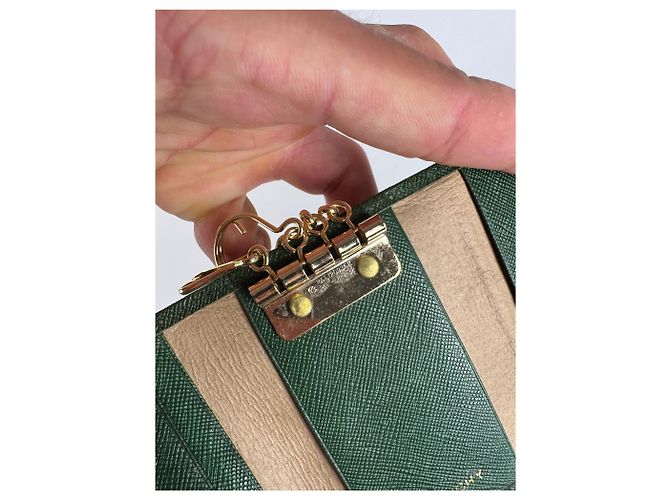 Vintage Givenchy Leather key holder green - view 9