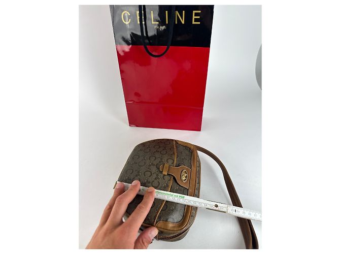 Céline Vintage Celine Paris Patentleder Macadam Monogram Triomphe Tasche Grau - Ansicht 12