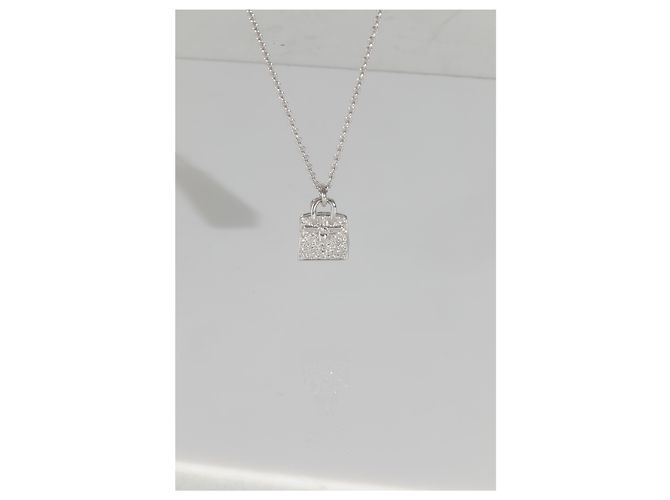 Pendente Amulette Birkin in oro bianco e diamanti Hermès - vista 5